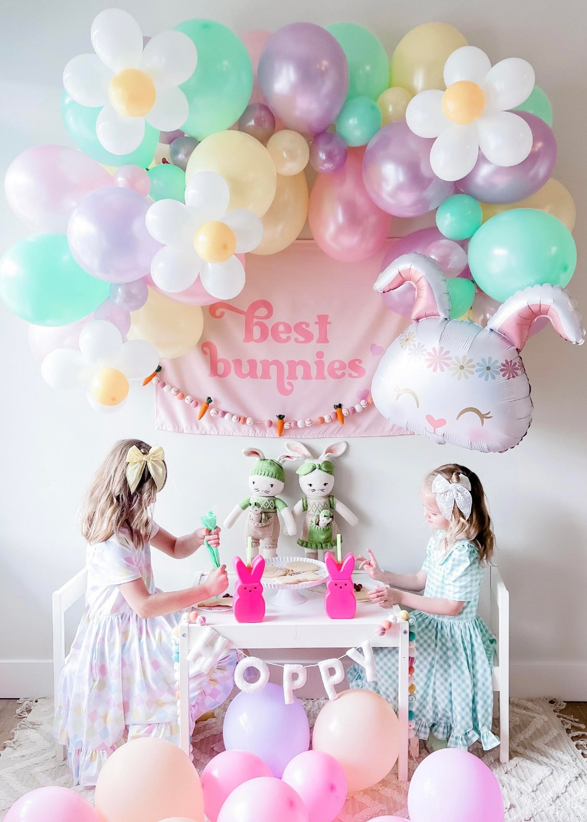 Daisy Balloon Kit - Retro Hippie Groovy Party Decorations, Two Groovy Daisy Decor- GenWoo Shop